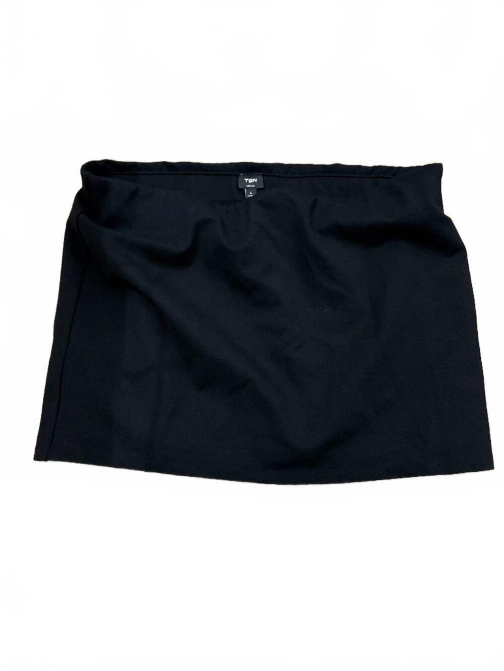 Black Aritzia TEN skirt